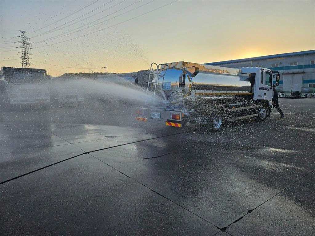 medium and large cargo Rory 2014 Blanco - Importación desde Corea - HF Imports Iquique - Foto 1