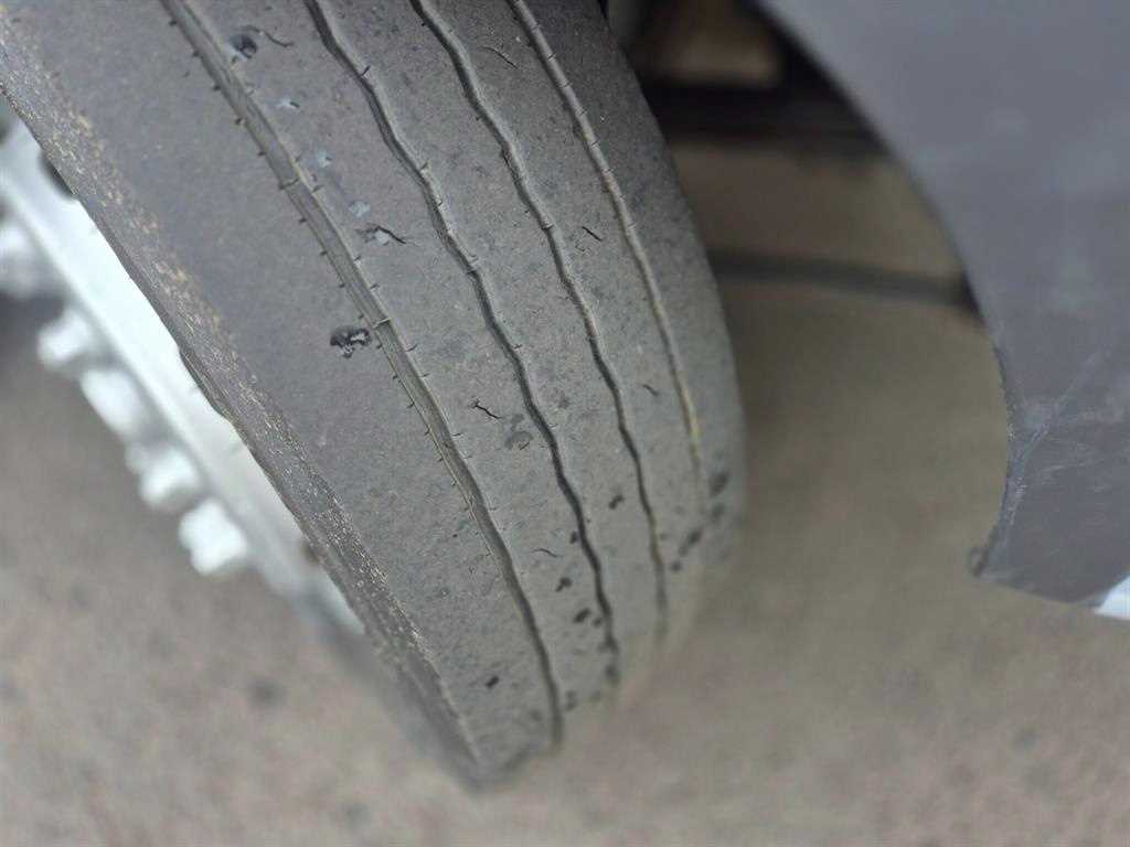 medium and large cargo apChoukJingae 2009 Blanco - Importación desde Corea - HF Imports Iquique - Foto 13