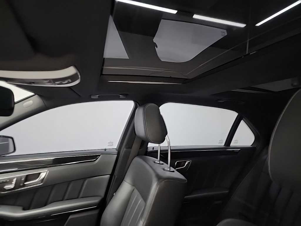 Mercedes Benz E class 2014 Negro - Importación desde Corea - HF Imports Iquique - Foto 15