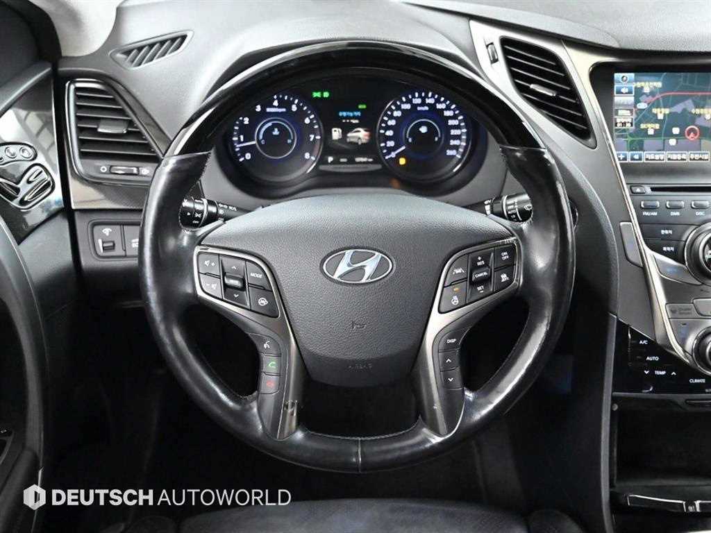 HYUNDAI Grandeur 2012 Negro - Importación desde Corea - HF Imports Iquique - Foto 13