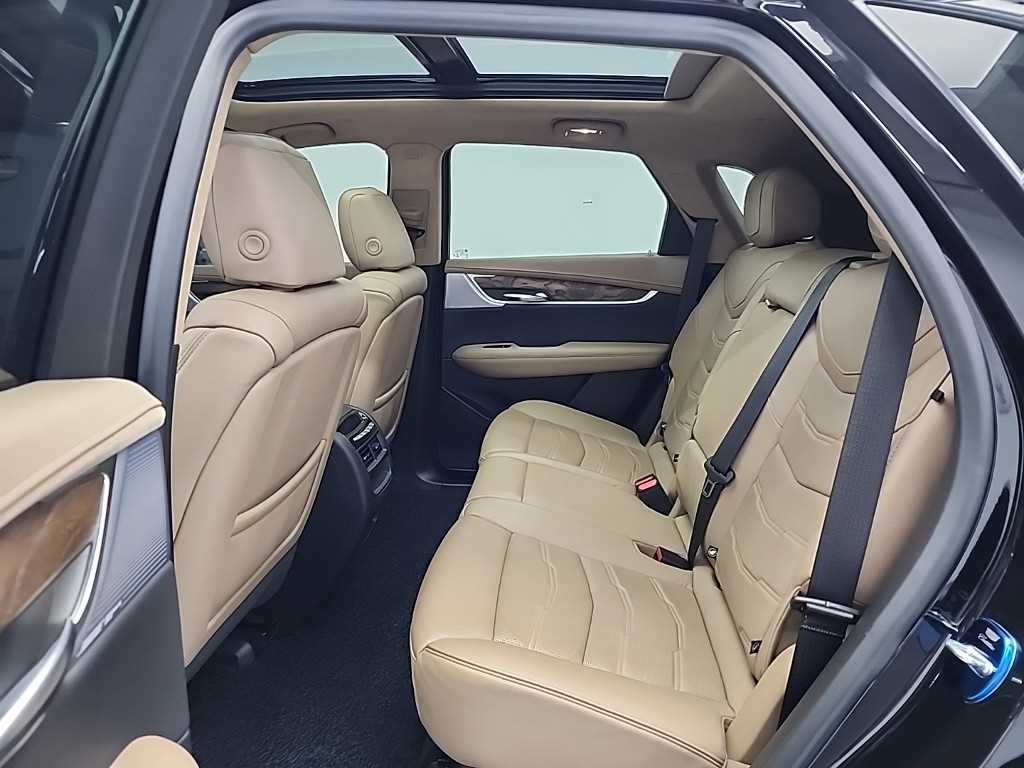 Cadillac XT5 2022 Negro - Importación desde Corea - HF Imports Iquique - Foto 13