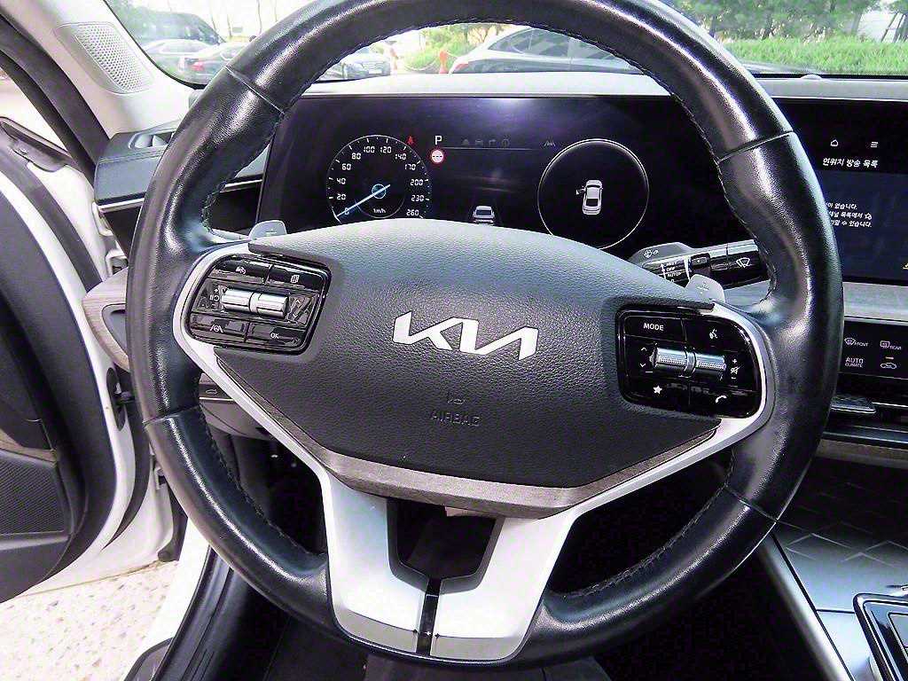 KIA K8 - Vista 8