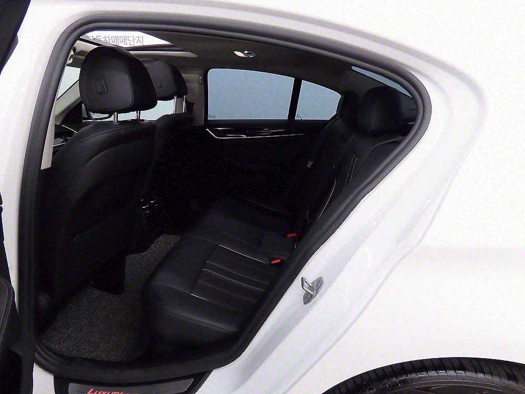 BMW 5 Series - Vista 6