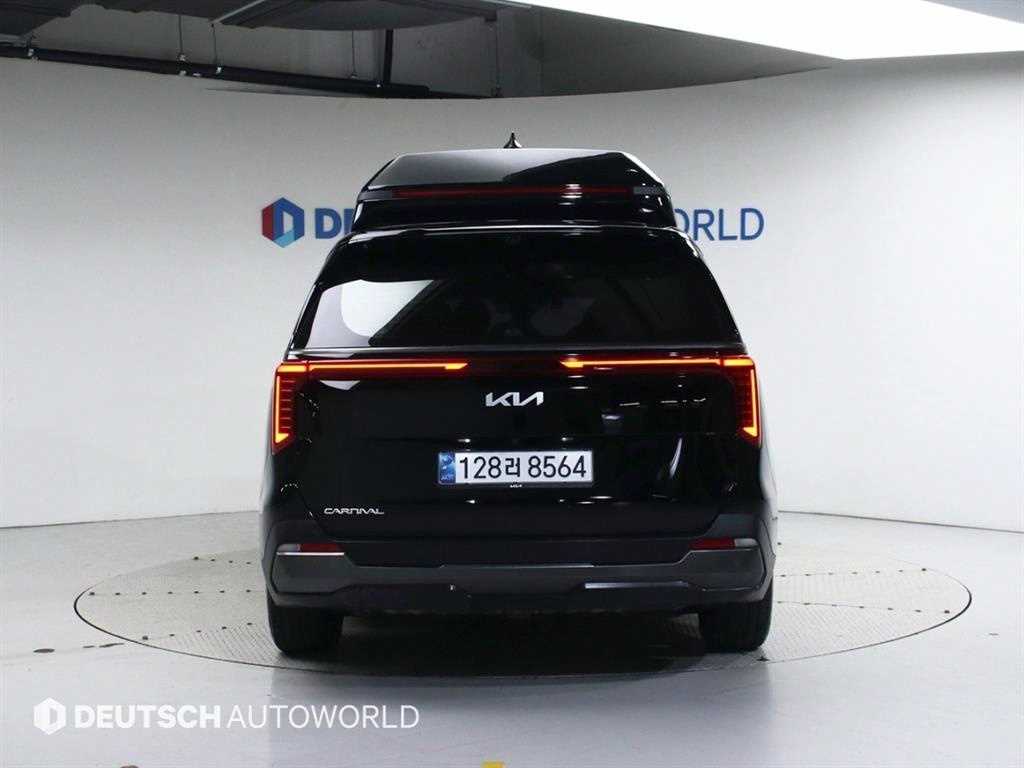 KIA Carnival - Vista 4