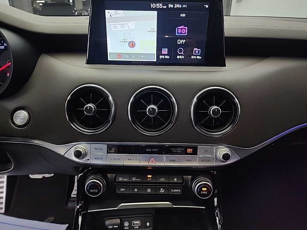 KIA Stinger - Vista 10