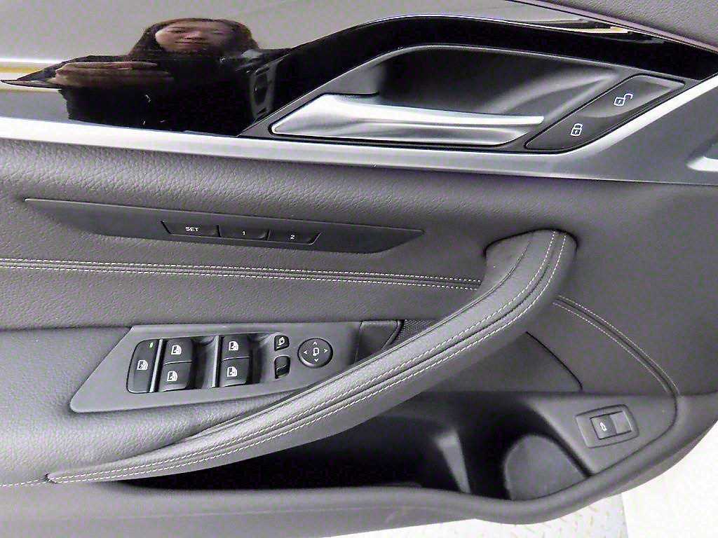 BMW 5 Series - Vista 11