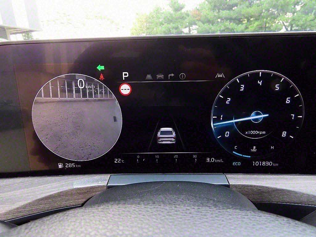 KIA K8 - Vista 10