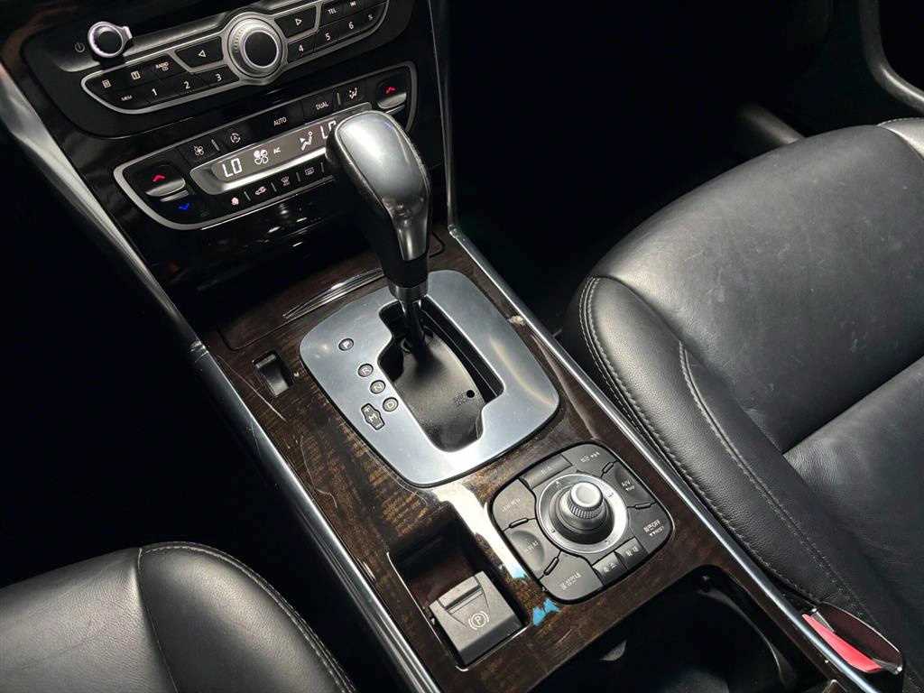 SAMSUNG SM5 2010 Negro - Importación desde Corea - HF Imports Iquique - Foto 13