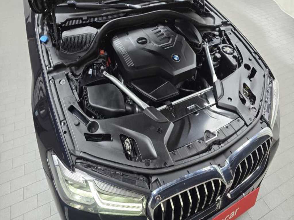 BMW 5 Series - Vista 6