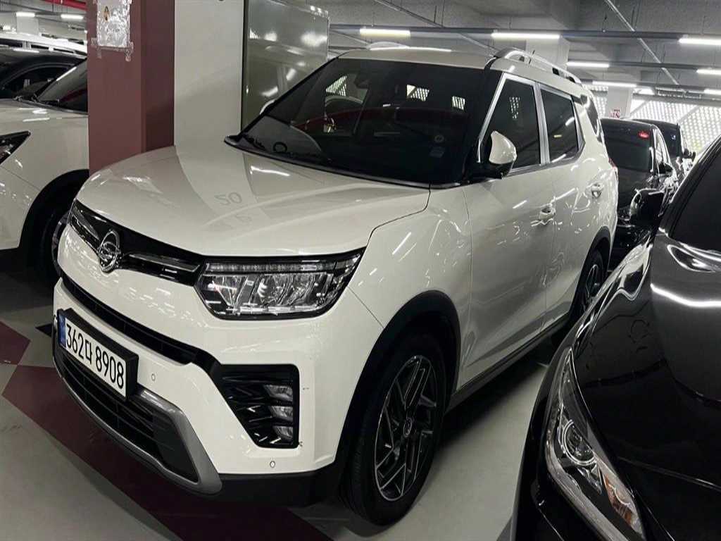 Ssangyong Tivoli - Vista 3