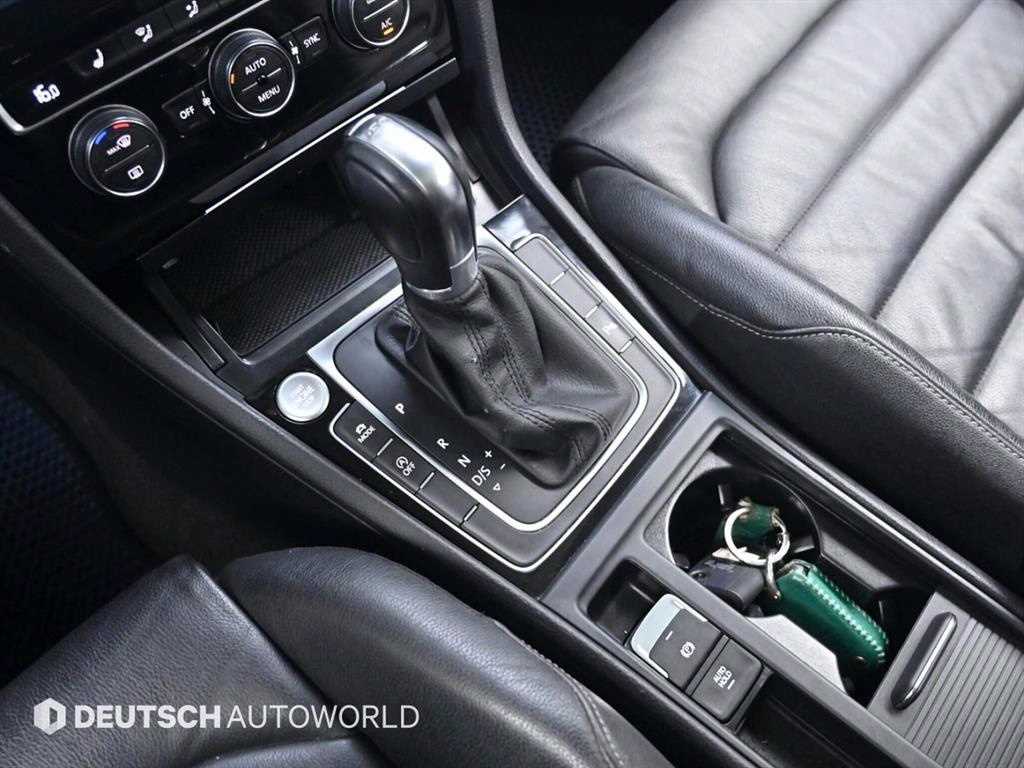 Volkswagen Golf - Vista 9