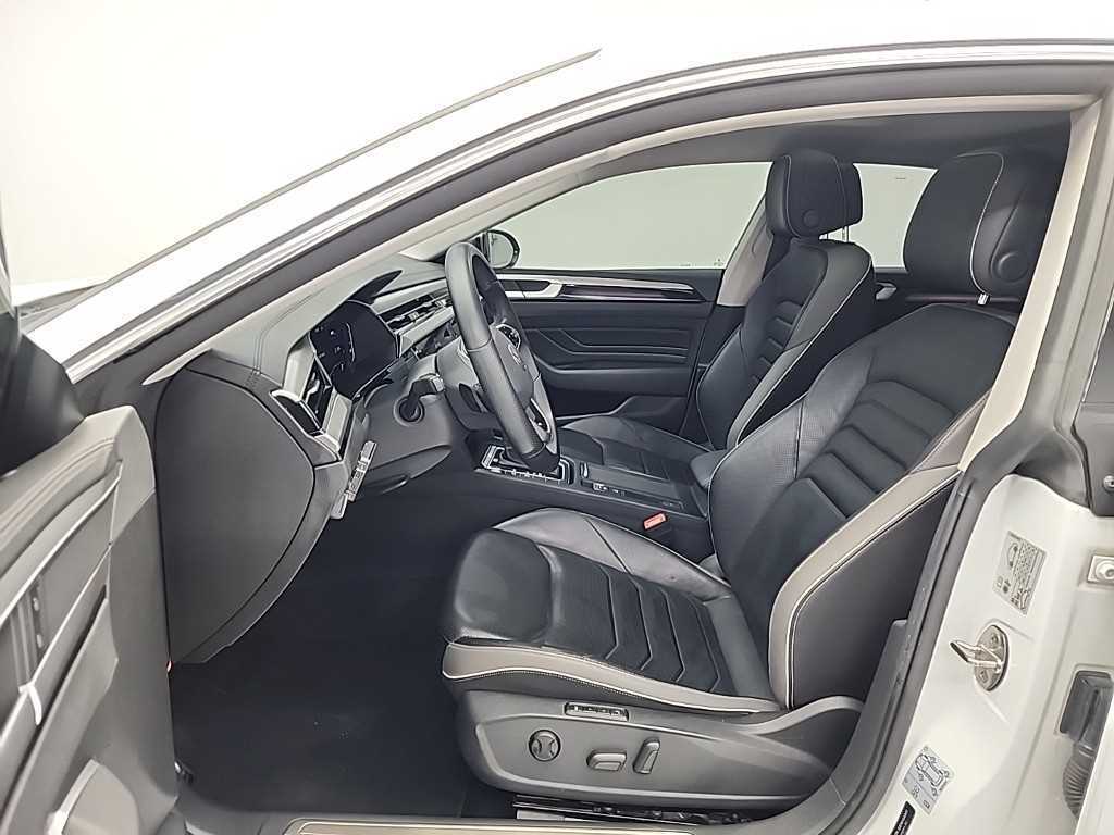 Volkswagen Arteon - Vista 12