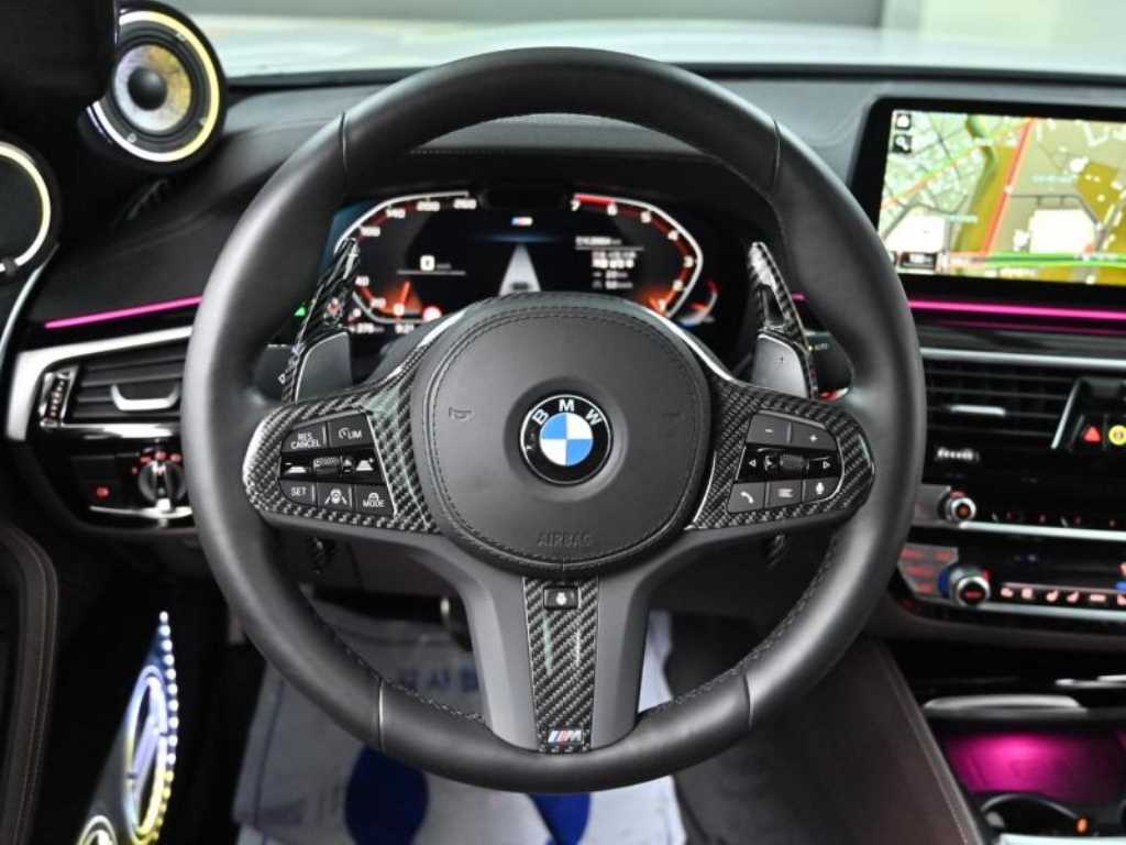 BMW 5 Series - Vista 10