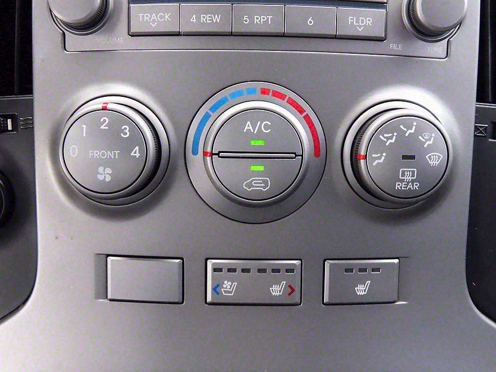 HYUNDAI Starex - Vista 12