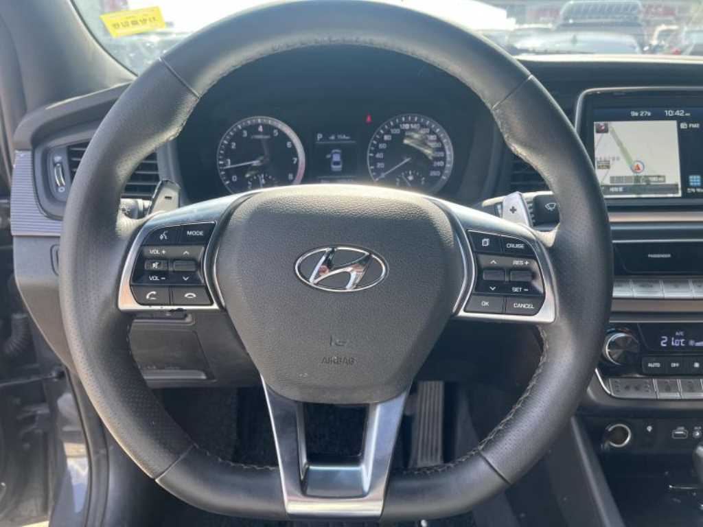 HYUNDAI Sonata - Vista 5