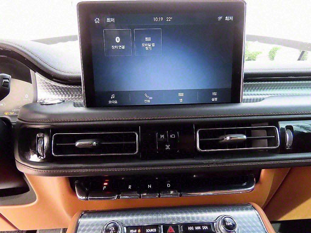 Lincoln Aviator - Vista 11