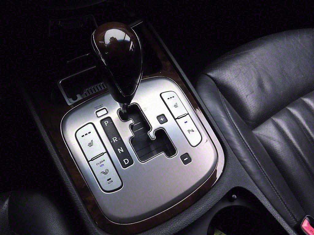 HYUNDAI Genesis - Vista 10