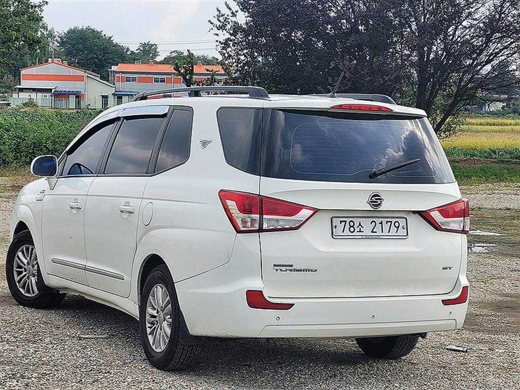 Ssangyong Korando - Vista 4