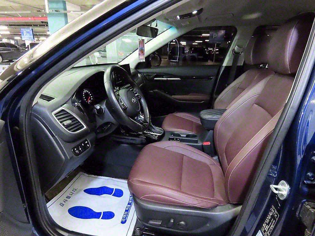 KIA Seltos - Vista 6