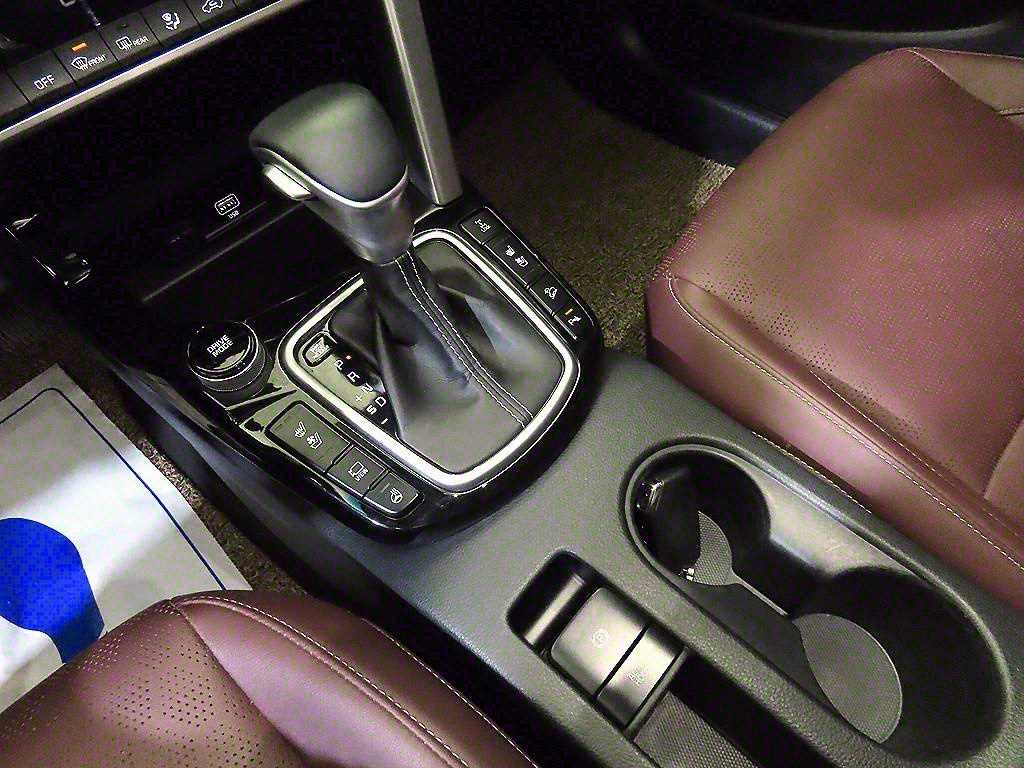 KIA Seltos - Vista 12