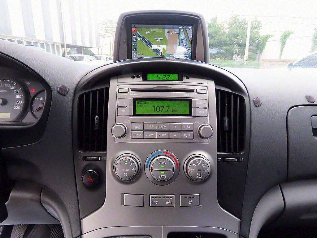 HYUNDAI Starex 2012 - Importación desde Corea - HF Imports Iquique - Foto 13