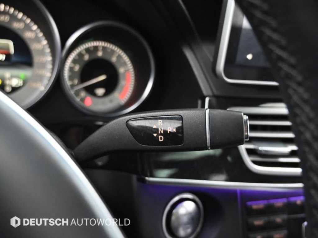 Mercedes Benz E class - Vista 9