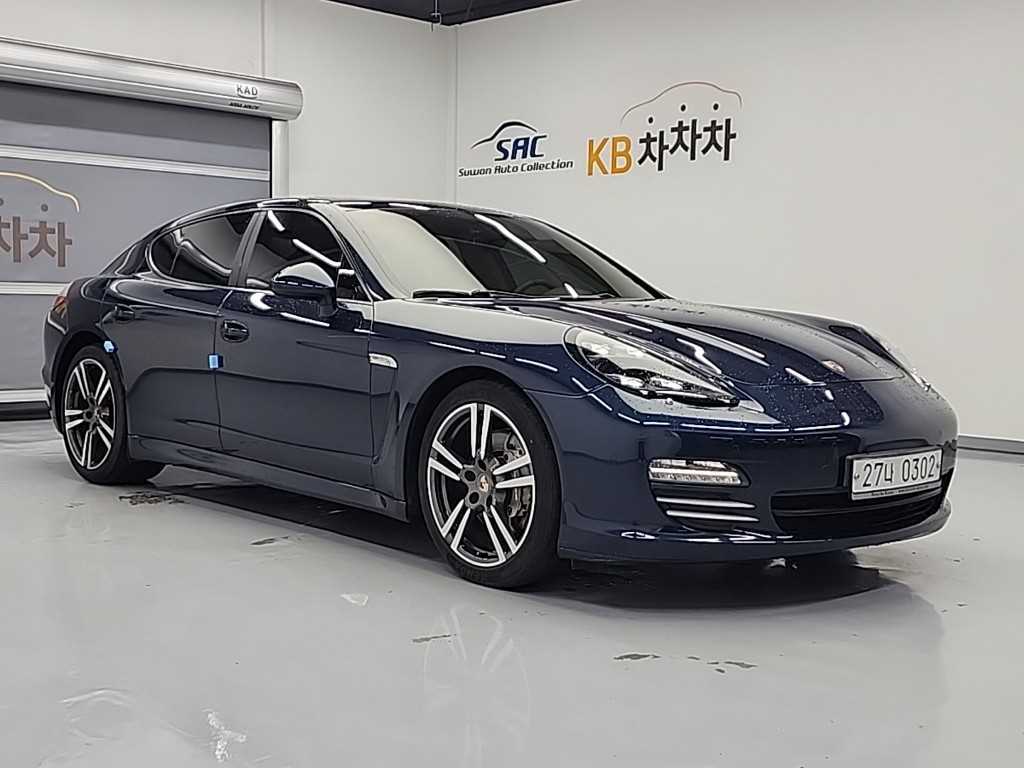 Porsche Panamera - Vista 4