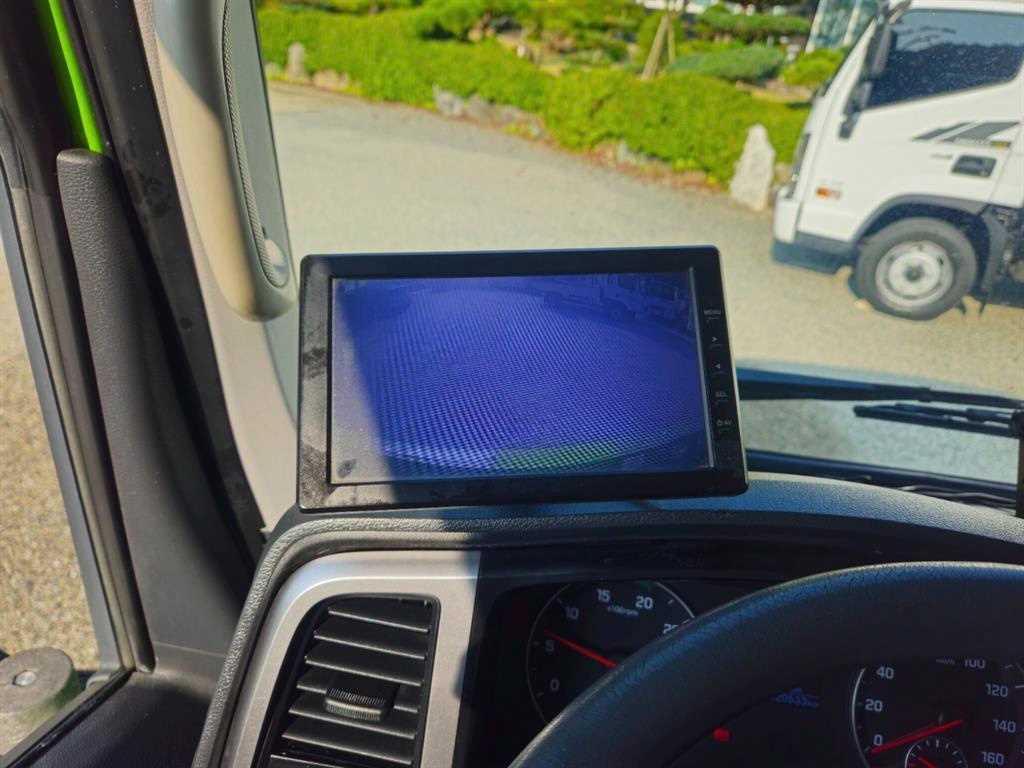 medium and large cargo apChoukJingae - Vista 12