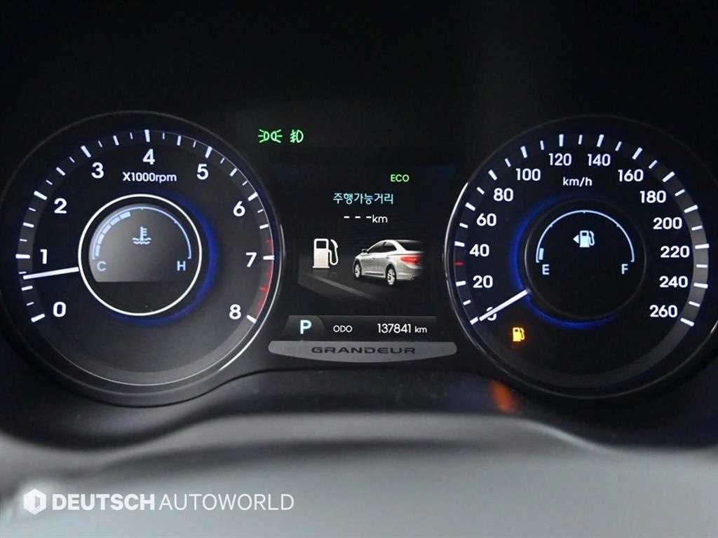 HYUNDAI Grandeur - Vista 8