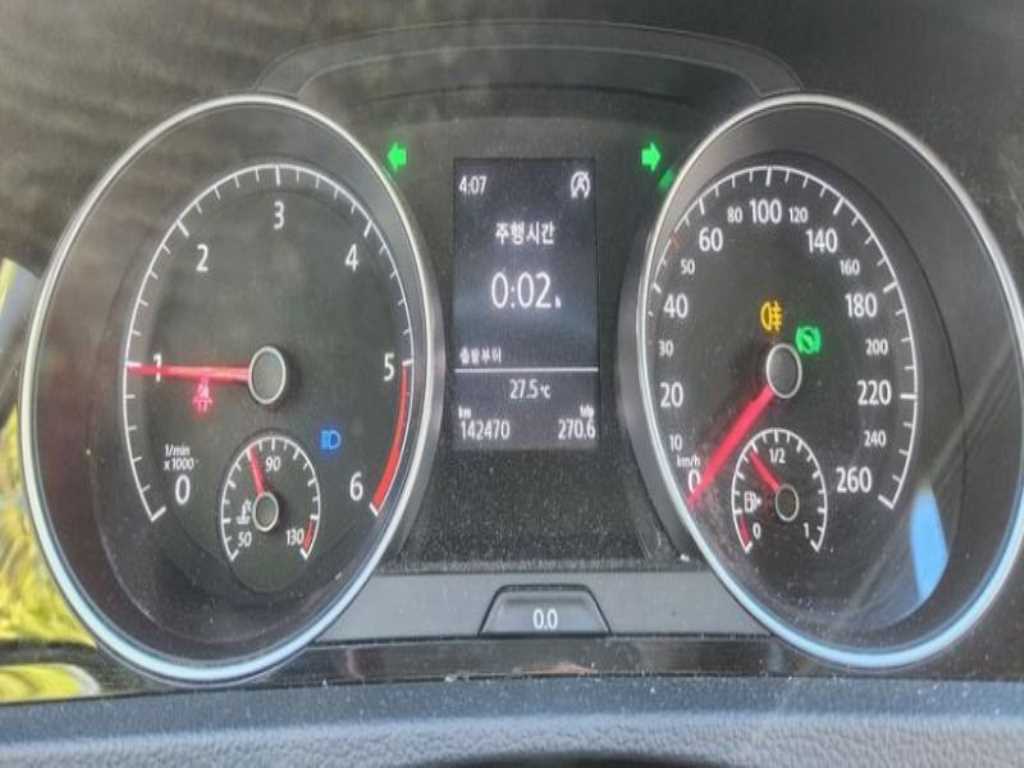 Volkswagen Golf - Vista 6