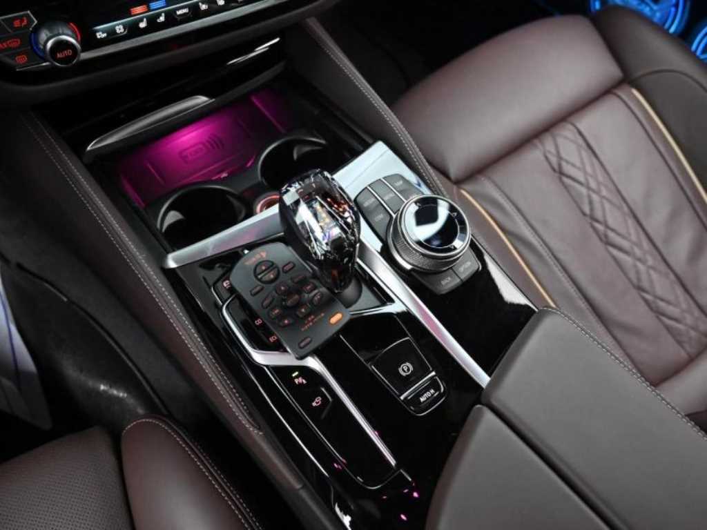 BMW 5 Series - Vista 9