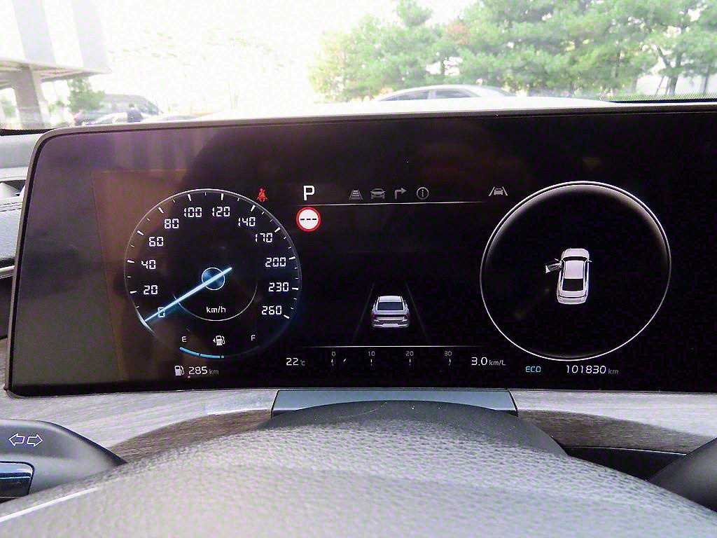KIA K8 - Vista 9