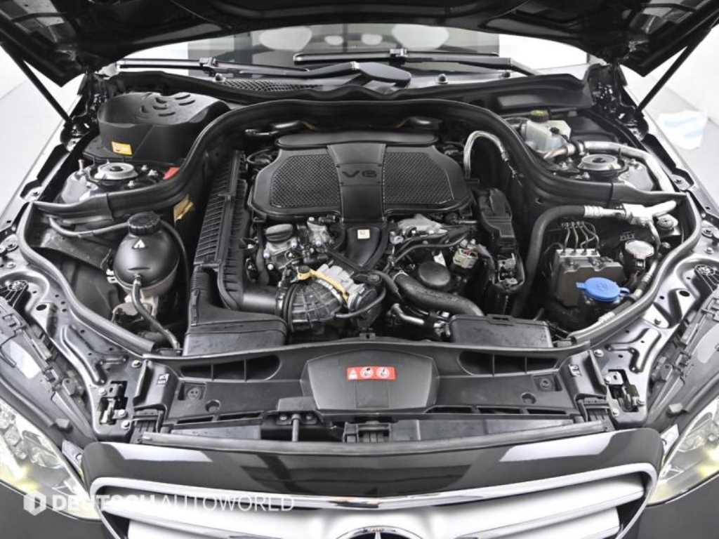 Mercedes Benz E class - Vista 6