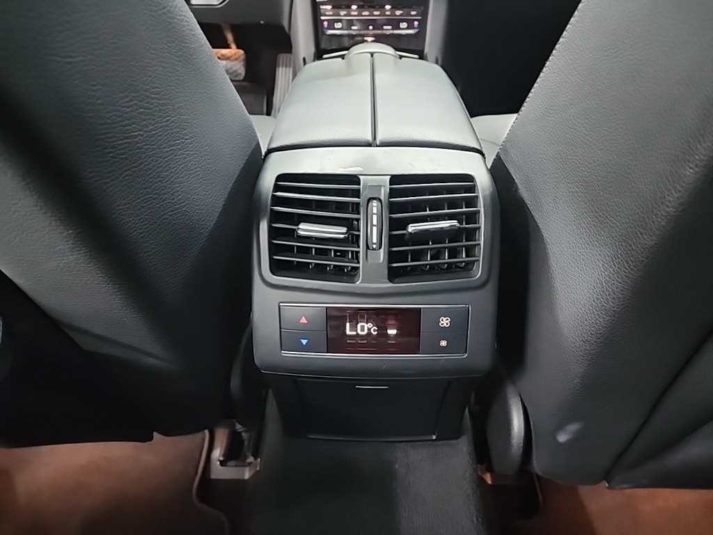 Mercedes Benz E class 2014 Negro - Importación desde Corea - HF Imports Iquique - Foto 13