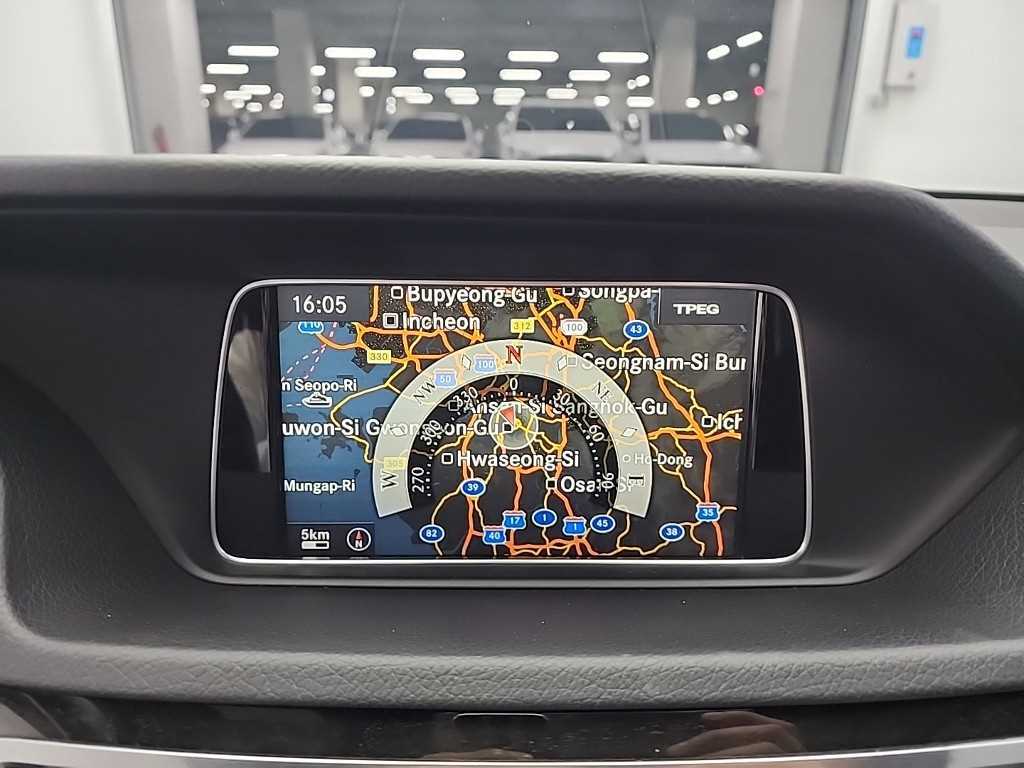 Mercedes Benz E class 2014 Negro - Importación desde Corea - HF Imports Iquique - Foto 16