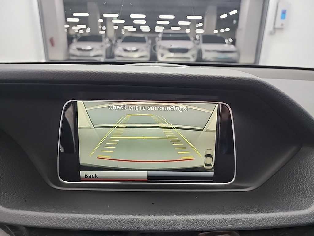 Mercedes Benz E class 2014 Negro - Importación desde Corea - HF Imports Iquique - Foto 17