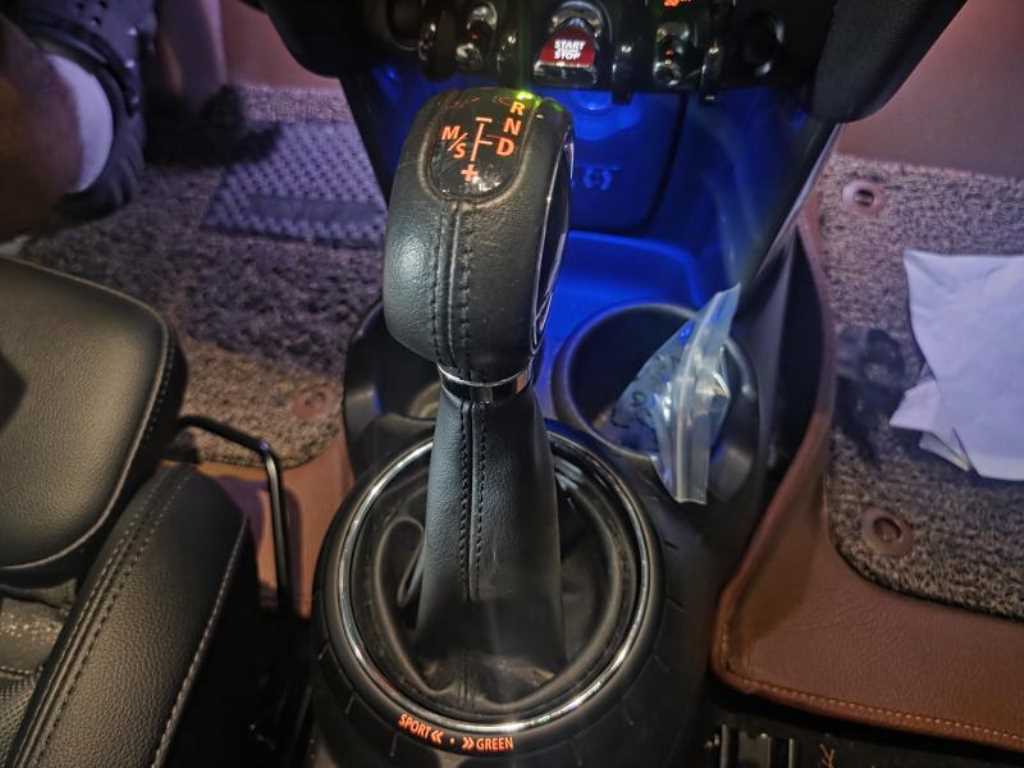 Mini Cooper - Vista 10