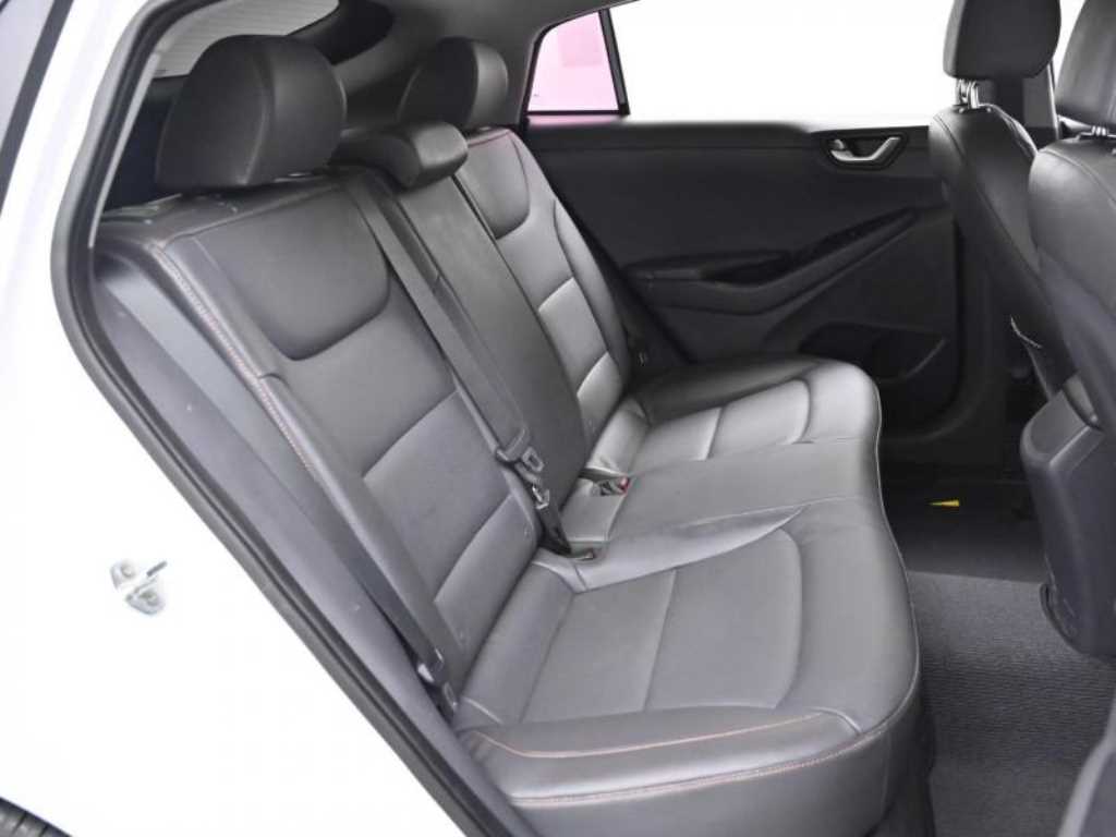 HYUNDAI Ioniq - Vista 12