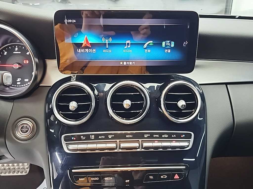 Mercedes Benz C Class - Vista 10