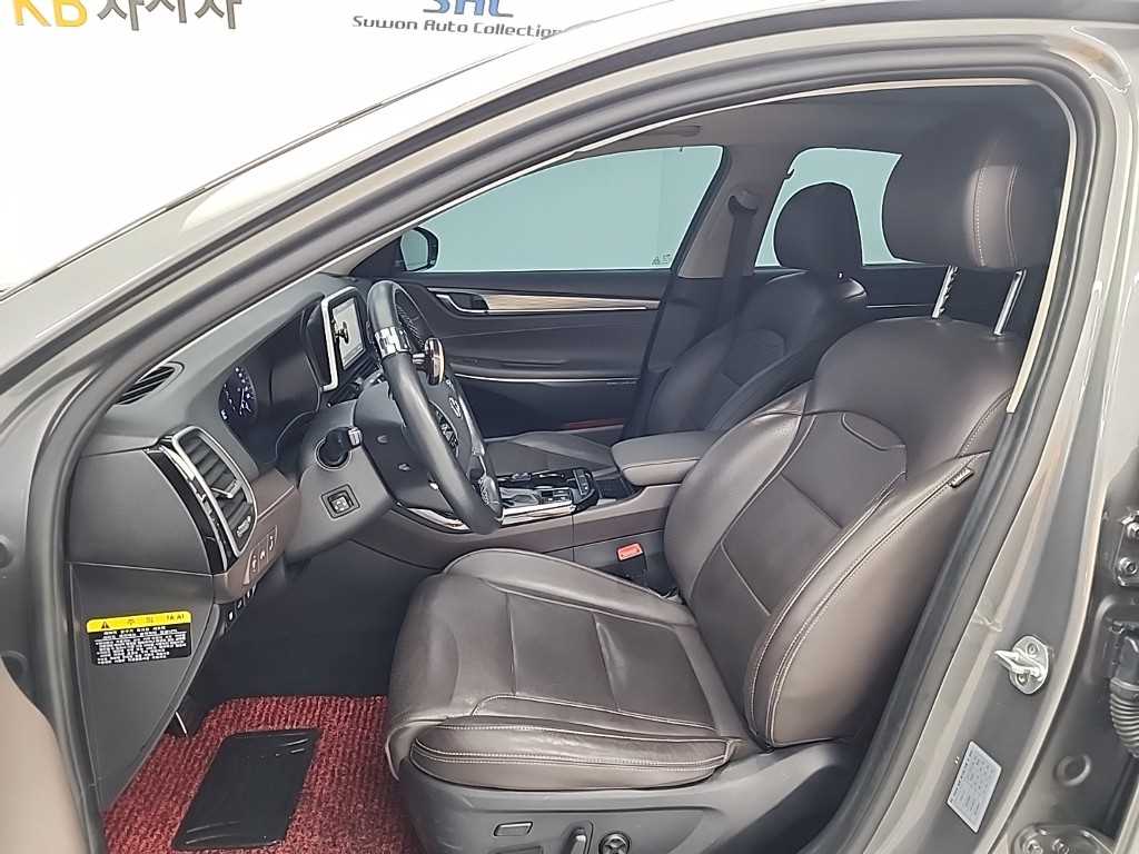 HYUNDAI Grandeur - Vista 11