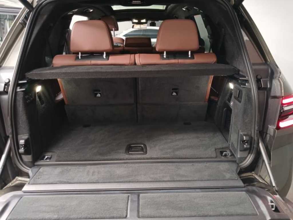 BMW X7 2023 Verde - Importación desde Corea - HF Imports Iquique - Foto 18