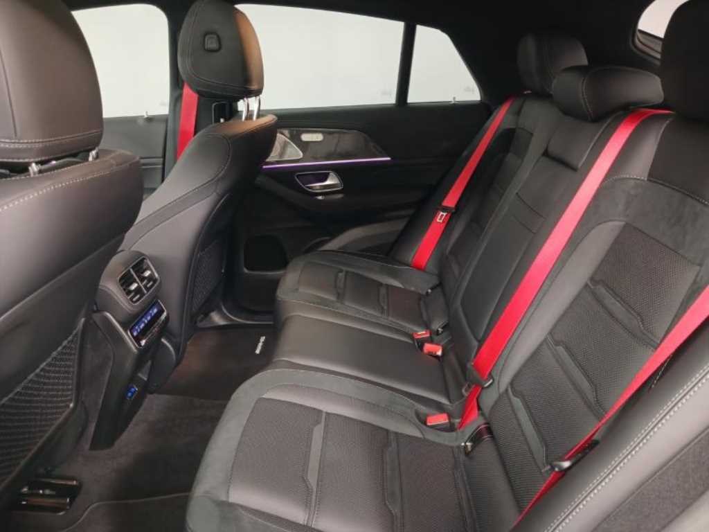 Mercedes Benz GLE Class - Vista 8