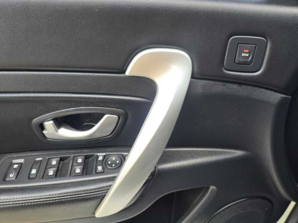 SAMSUNG SM5 2016 Blanco - Importación desde Corea - HF Imports Iquique - Foto 14