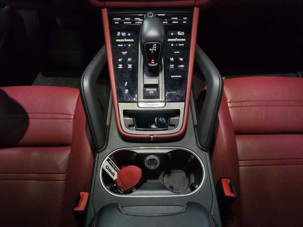 Porsche Cayenne - Vista 12