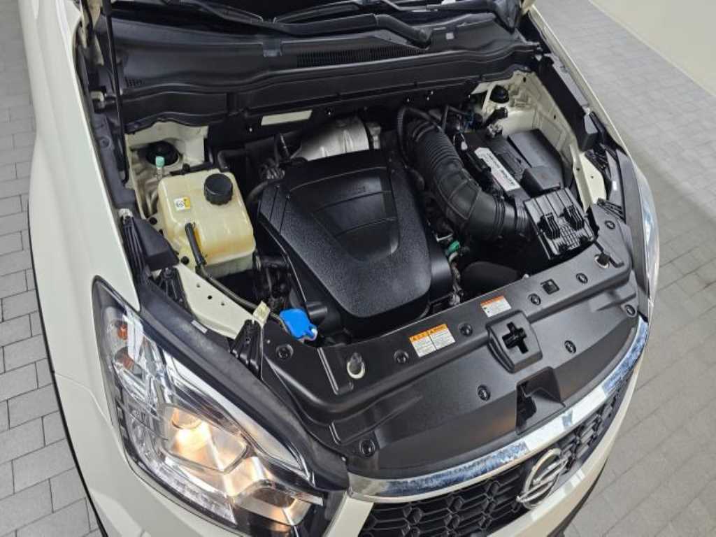 Ssangyong Korando - Vista 6