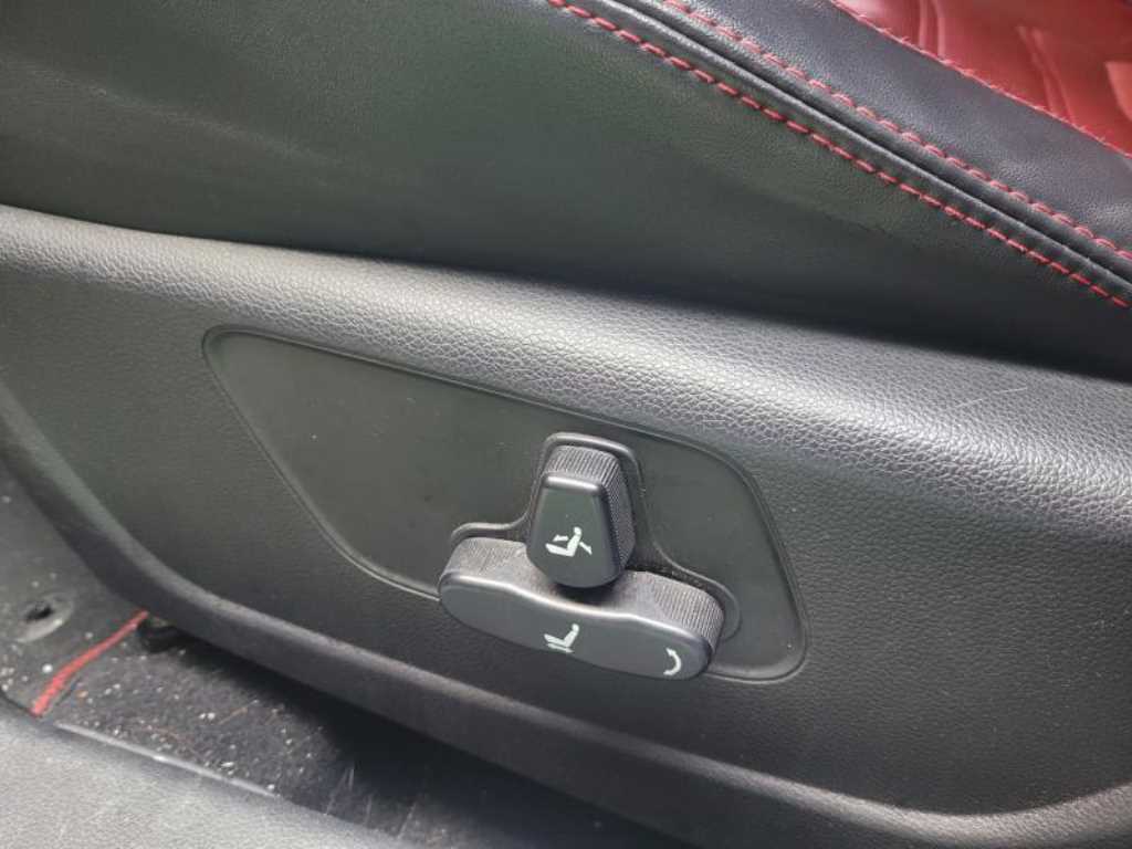 Ssangyong Tivoli - Vista 10