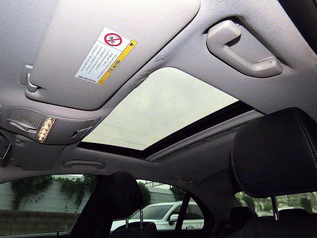 Mercedes Benz E class 2018 Negro - Importación desde Corea - HF Imports Iquique - Foto 16