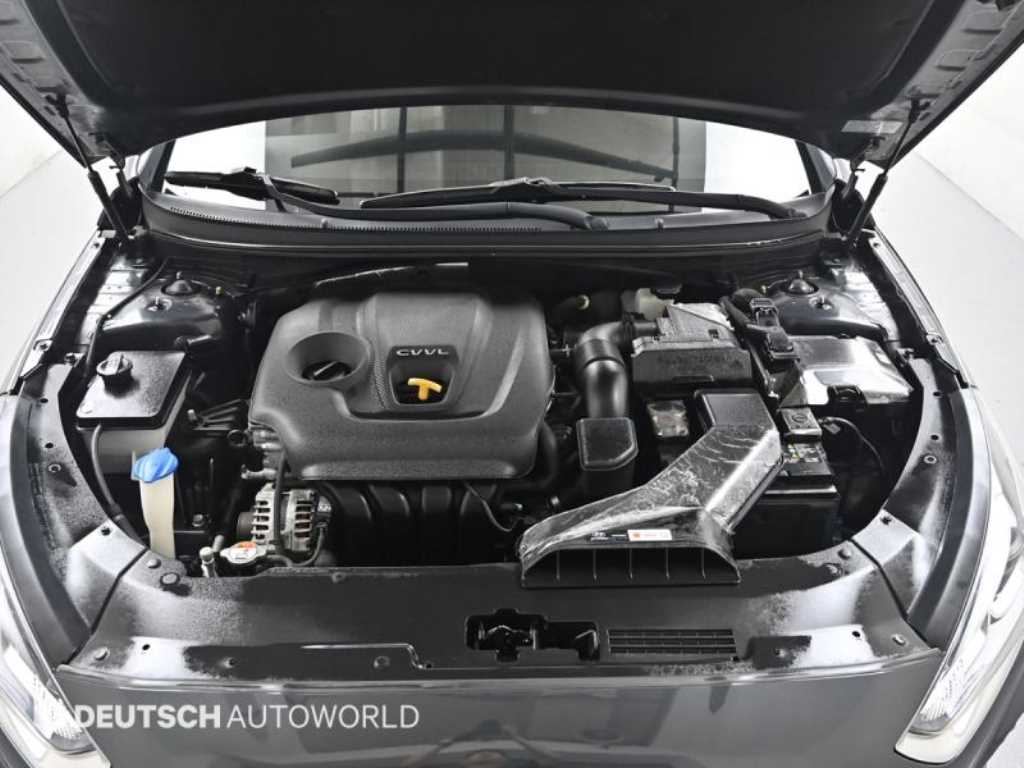 HYUNDAI Sonata - Vista 6