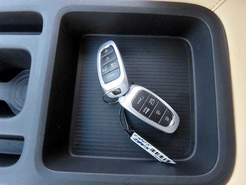 HYUNDAI Staria 2022 Gris - Importación desde Corea - HF Imports Iquique - Foto 16