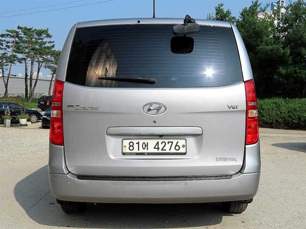 HYUNDAI Starex - Vista 4